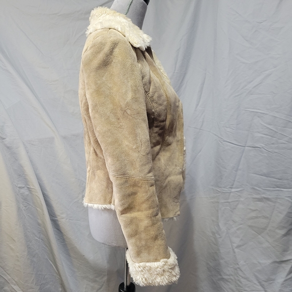 Express Short Shearling Coat Jacket - Picture 5 of 10